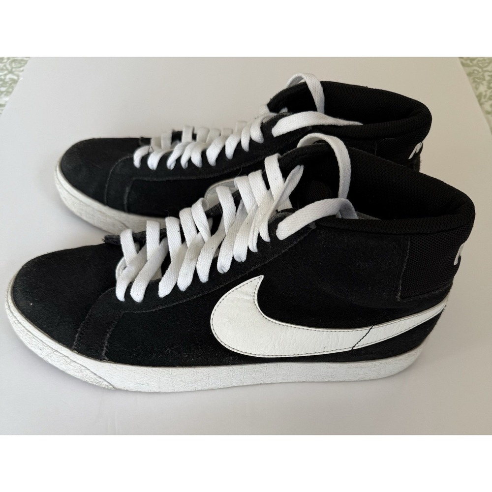 Size 9.5 Men's Nike Blazer '77 Suede Mid Black Suede /White